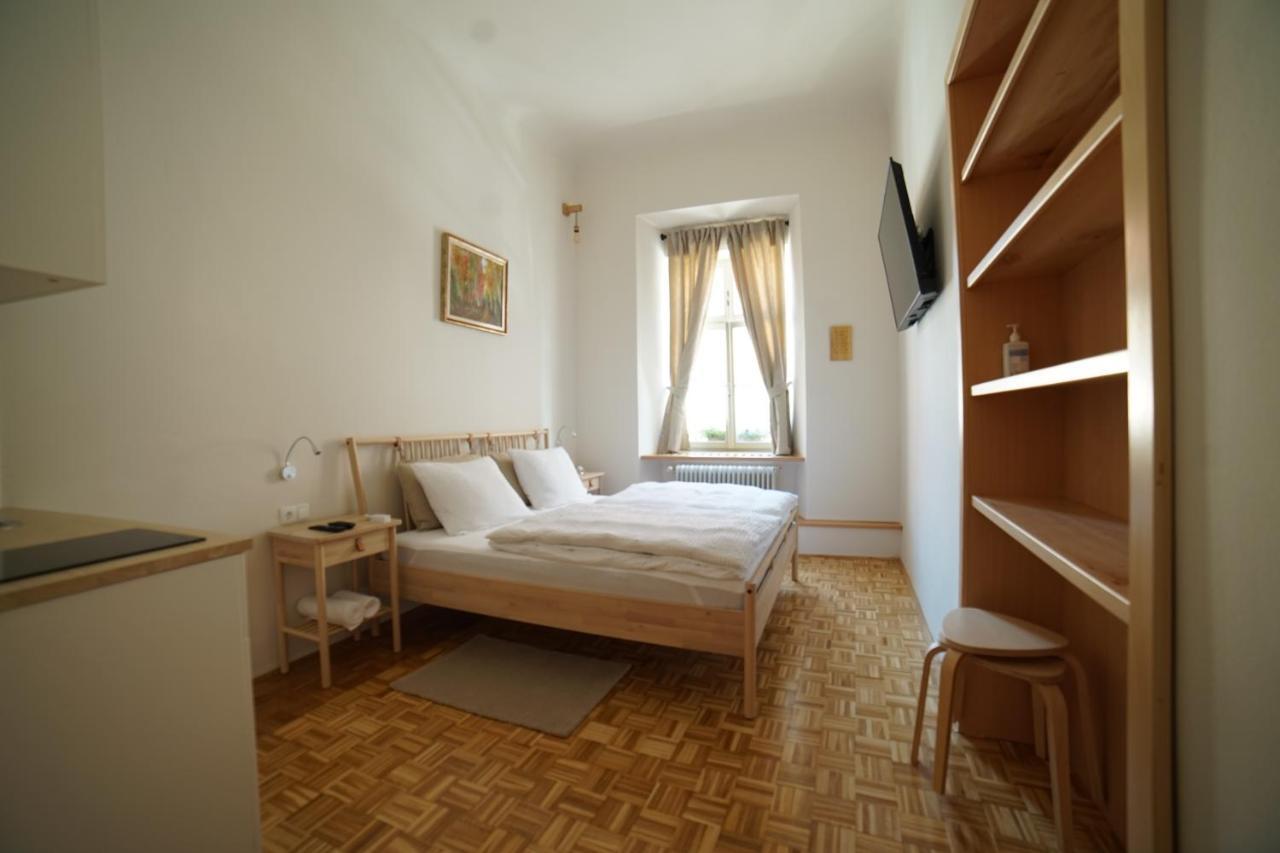 Sobe Prostija Apartment Ptuj Exterior foto